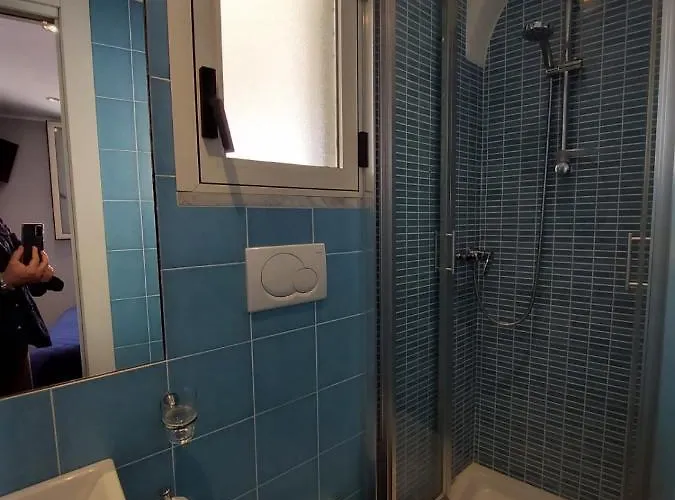 La Stanza Sul Porto Di Piccina Piccina Con Bagno Privato E Terrazzino Vista Mare Гостевой дом 3*