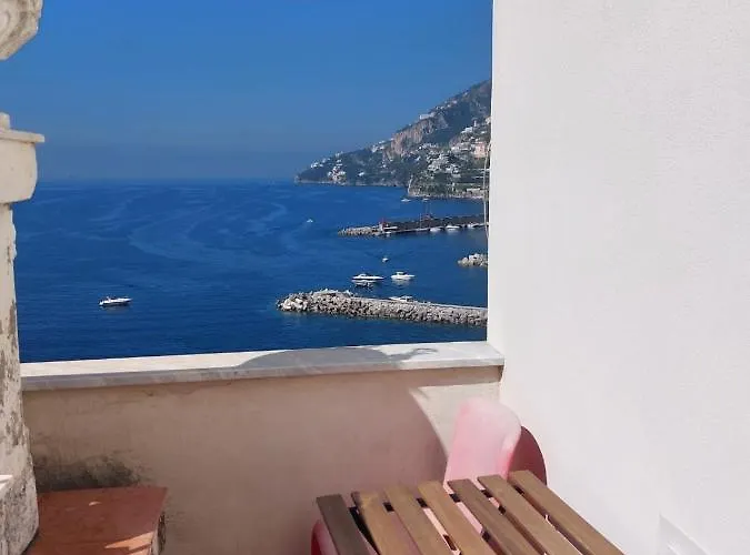 La Stanza Sul Porto Di Piccina Piccina Con Bagno Privato E Terrazzino Vista Mare Амальфи