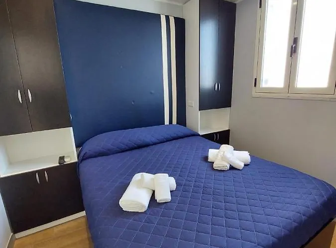 La Stanza Sul Porto Di Piccina Piccina Con Bagno Privato E Terrazzino Vista Mare Гостевой дом 3*