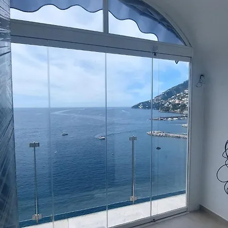 Gæstehus La Stanza Sul Porto Di Piccina Piccina Con Bagno Privato E Terrazzino Vista Mare Amalfi